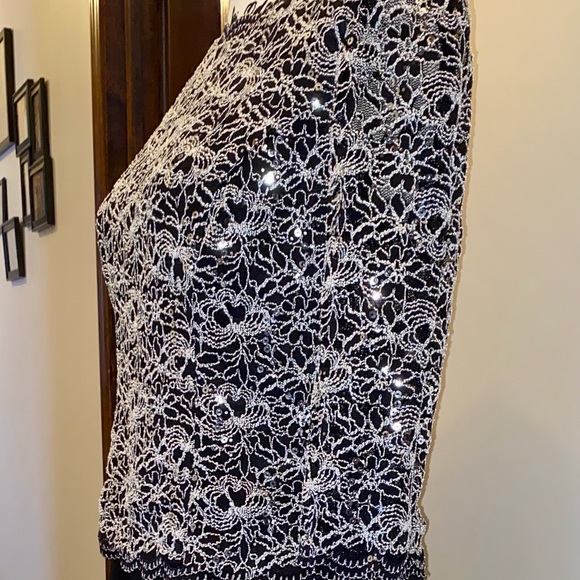 Beautiful dress for wedding - Picture 2 of 5